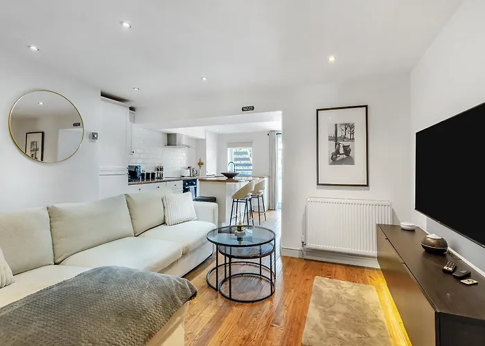 Slate Burrow * Bowness-on-Windermere